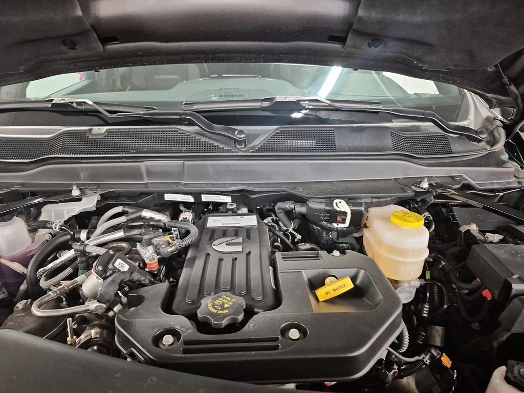 2025 Ram 2500 LARAMIE in St-Jean-Sur-Richelieu, Quebec - 8 - w1024h768px