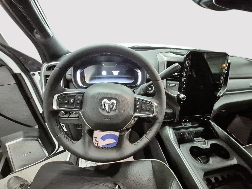 2026 Ram 2500 LARAMIE in St-Jean-Sur-Richelieu, Quebec - 10 - w1024h768px