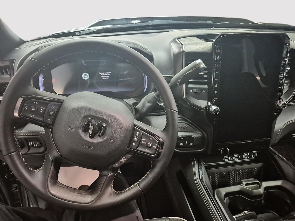 2026 Ram 2500 LIMITED in St-Jean-Sur-Richelieu, Quebec - 10 - w1024h768px