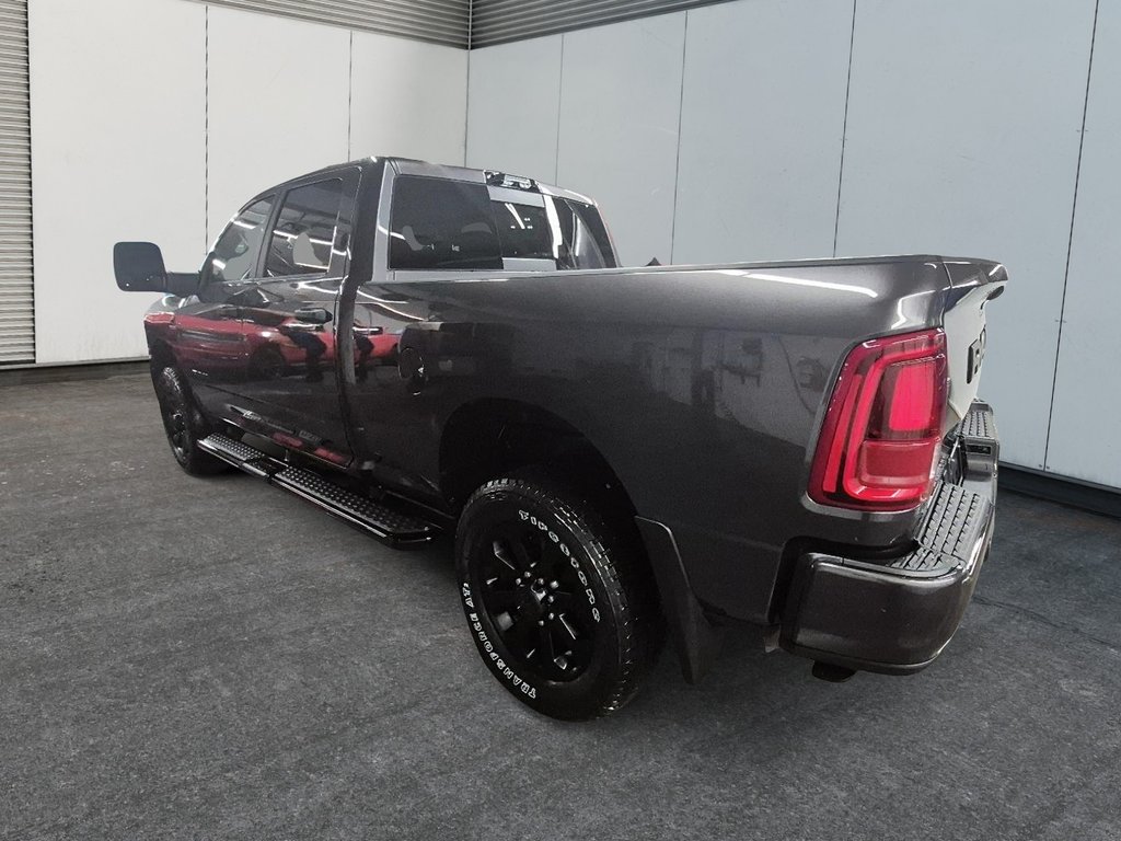 2026 Ram 2500 BIG HORN in St-Jean-Sur-Richelieu, Quebec - 5 - w1024h768px