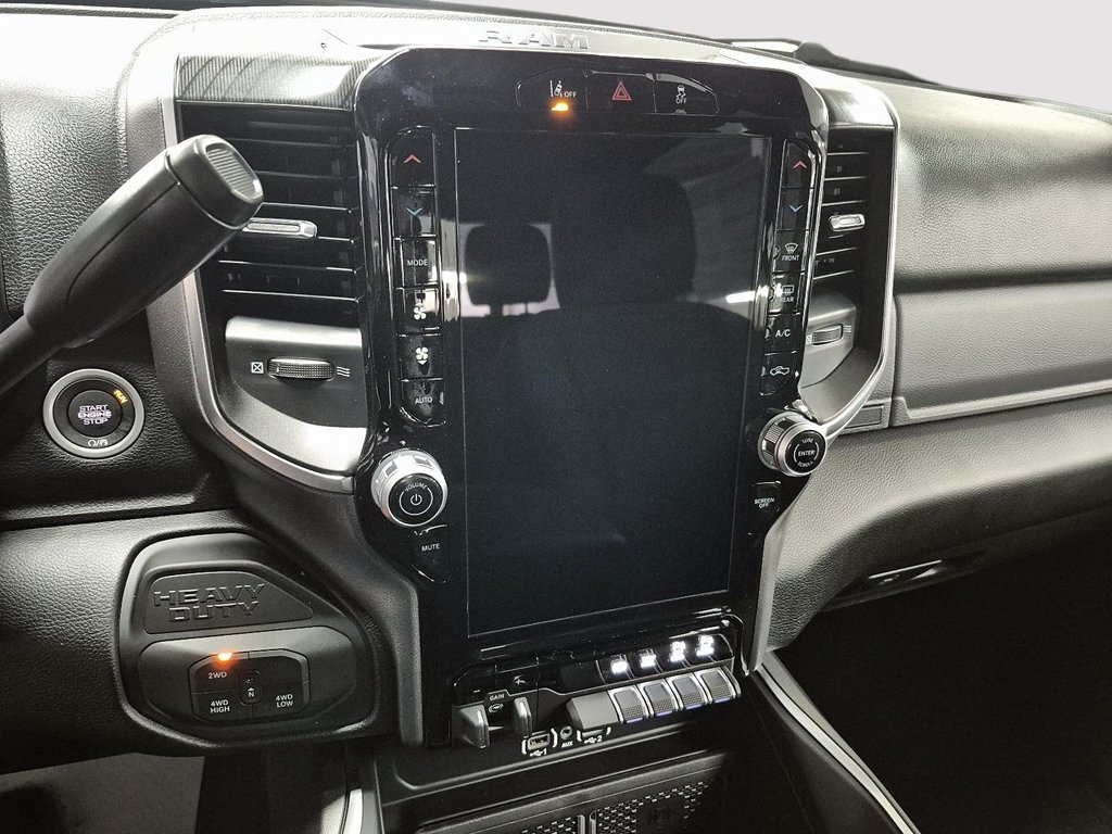 2026 Ram 2500 BIG HORN in St-Jean-Sur-Richelieu, Quebec - 17 - w1024h768px