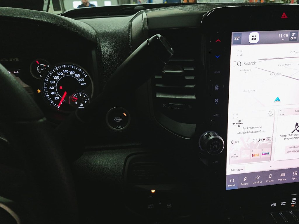 Ram 2500 BLACK EXPRESS 2026 à St-Jean-Sur-Richelieu, Québec - 15 - w1024h768px