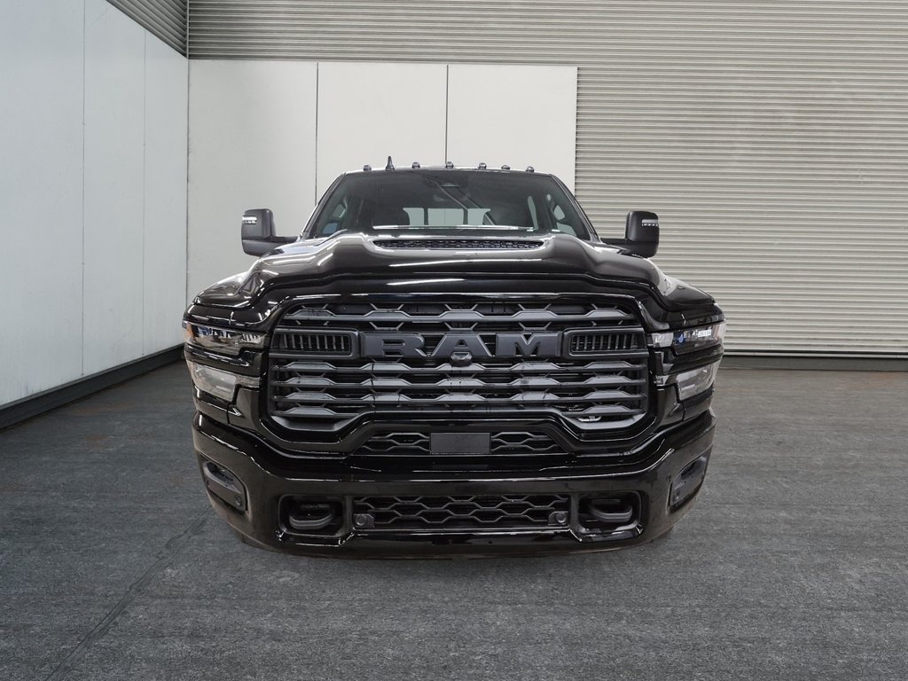 Ram 2500 BLACK EXPRESS 2026 à St-Jean-Sur-Richelieu, Québec - 2 - w1024h768px