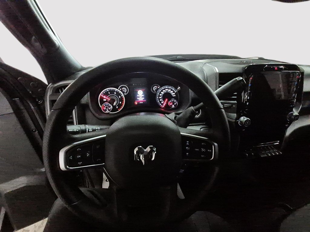 Ram 2500 BLACK EXPRESS 2026 à St-Jean-Sur-Richelieu, Québec - 10 - w1024h768px