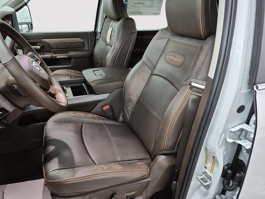 Ram 2500 LIMITED LONGHORN 2026 à St-Jean-Sur-Richelieu, Québec - 9 - w1024h768px