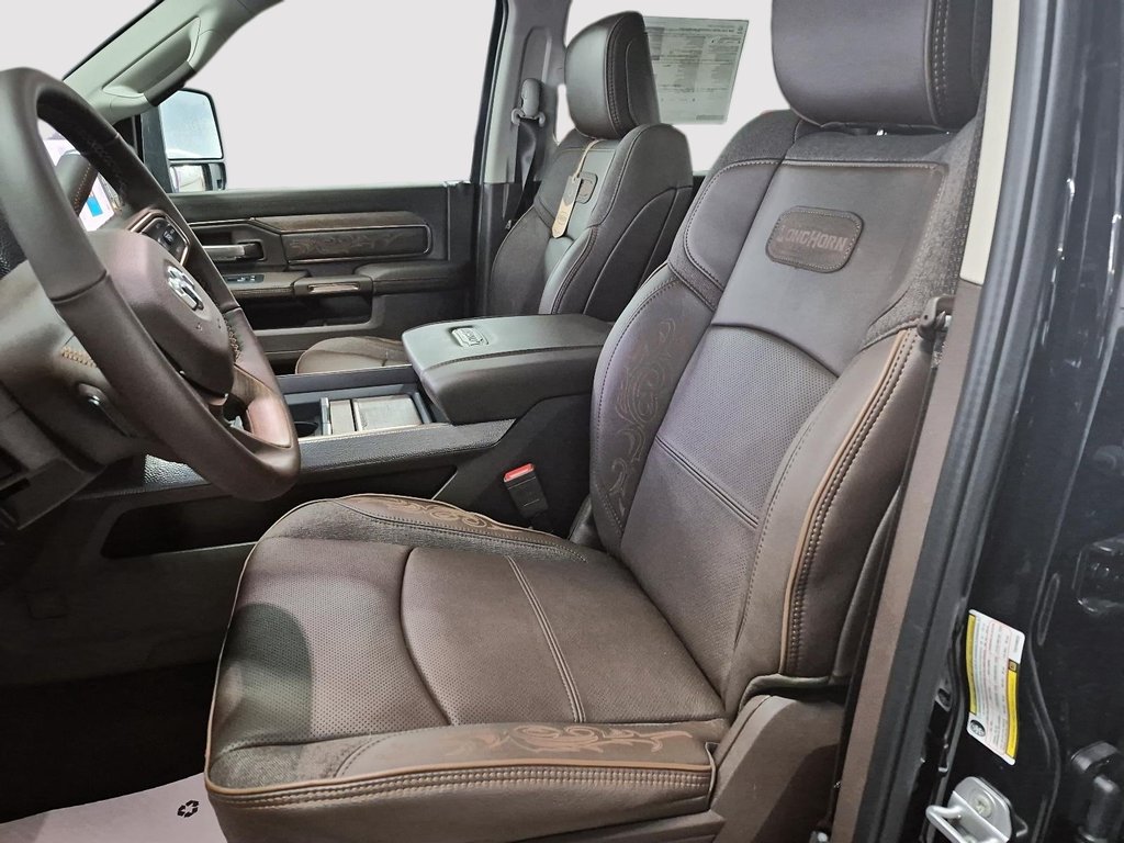 2026 Ram 2500 LIMITED LONGHORN in St-Jean-Sur-Richelieu, Quebec - 9 - w1024h768px