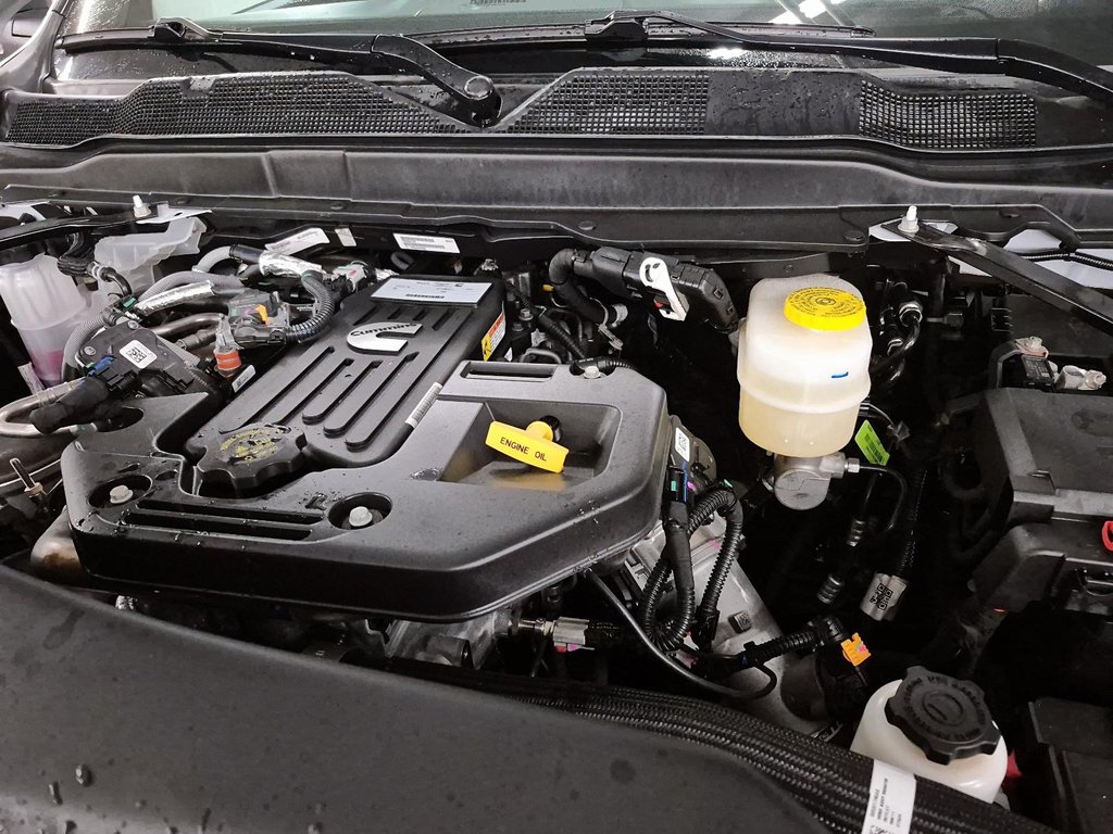 2026 Ram 2500 BLACK EXPRESS in St-Jean-Sur-Richelieu, Quebec - 8 - w1024h768px