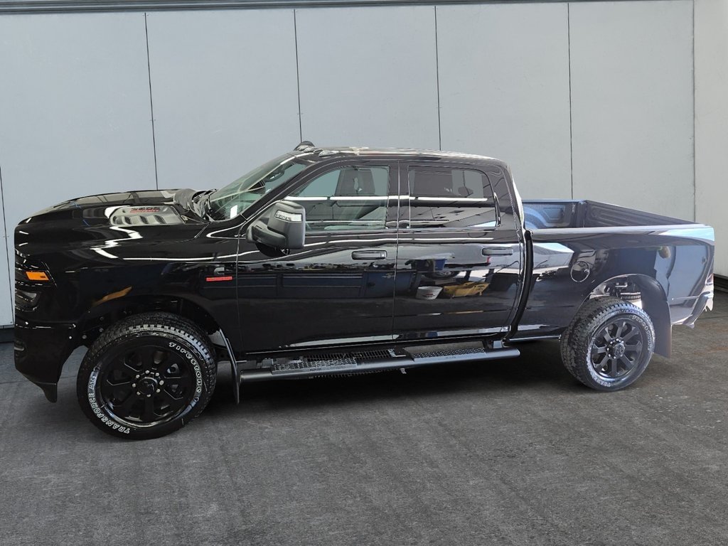 Ram 2500 BLACK EXPRESS 2026 à St-Jean-Sur-Richelieu, Québec - 5 - w1024h768px