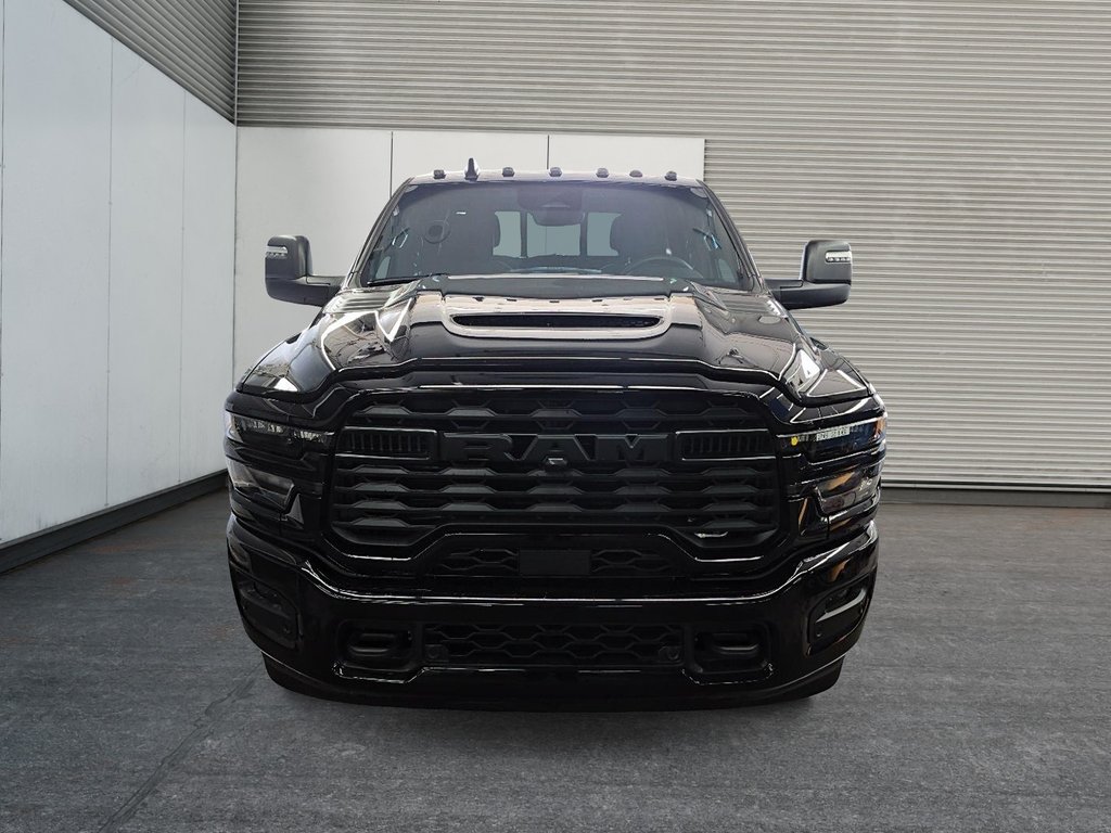 Ram 2500 BLACK EXPRESS 2026 à St-Jean-Sur-Richelieu, Québec - 2 - w1024h768px