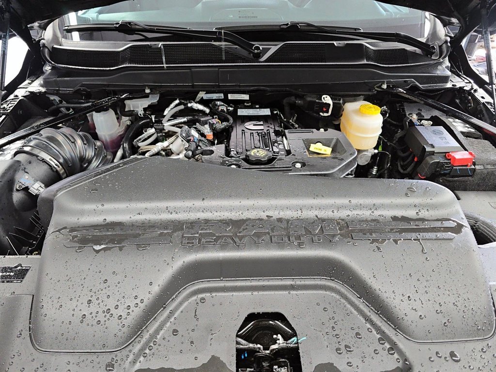 Ram 2500 BLACK EXPRESS 2026 à St-Jean-Sur-Richelieu, Québec - 8 - w1024h768px
