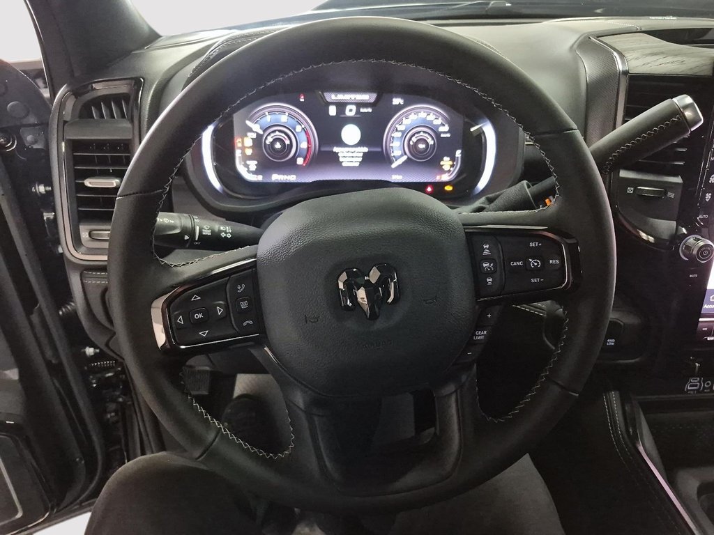 2026 Ram 2500 LIMITED in Sherbrooke, Quebec - 12 - w1024h768px