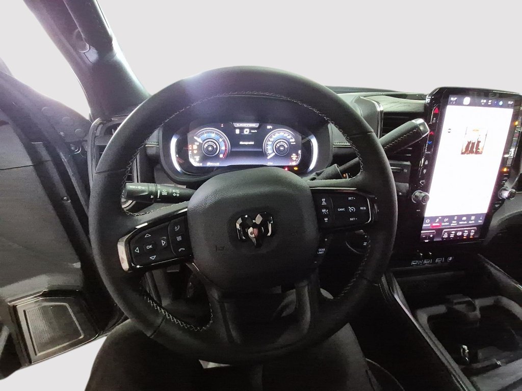 2026 Ram 2500 LIMITED in Sherbrooke, Quebec - 10 - w1024h768px