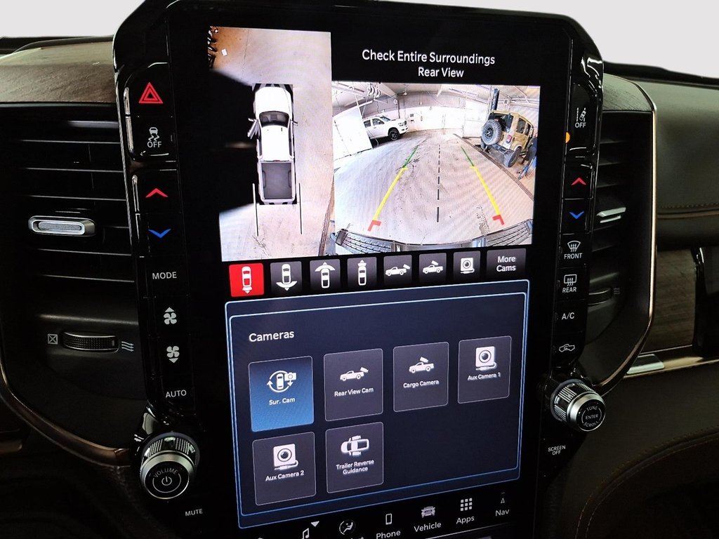 2026 Ram 2500 LIMITED LONGHORN in Sherbrooke, Quebec - 19 - w1024h768px