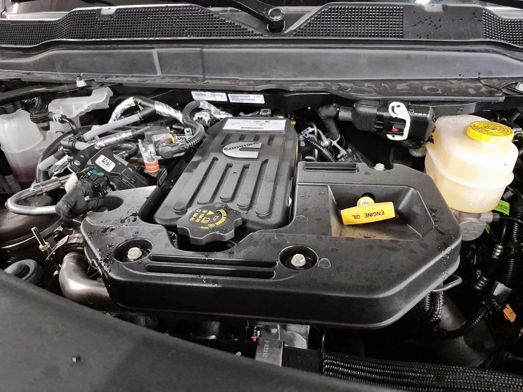 2026 Ram 2500 LIMITED in Sherbrooke, Quebec - 8 - w1024h768px