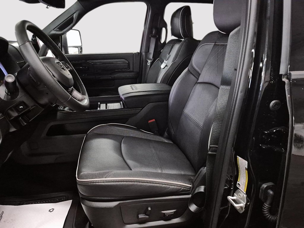 2026 Ram 2500 LIMITED in Sherbrooke, Quebec - 9 - w1024h768px