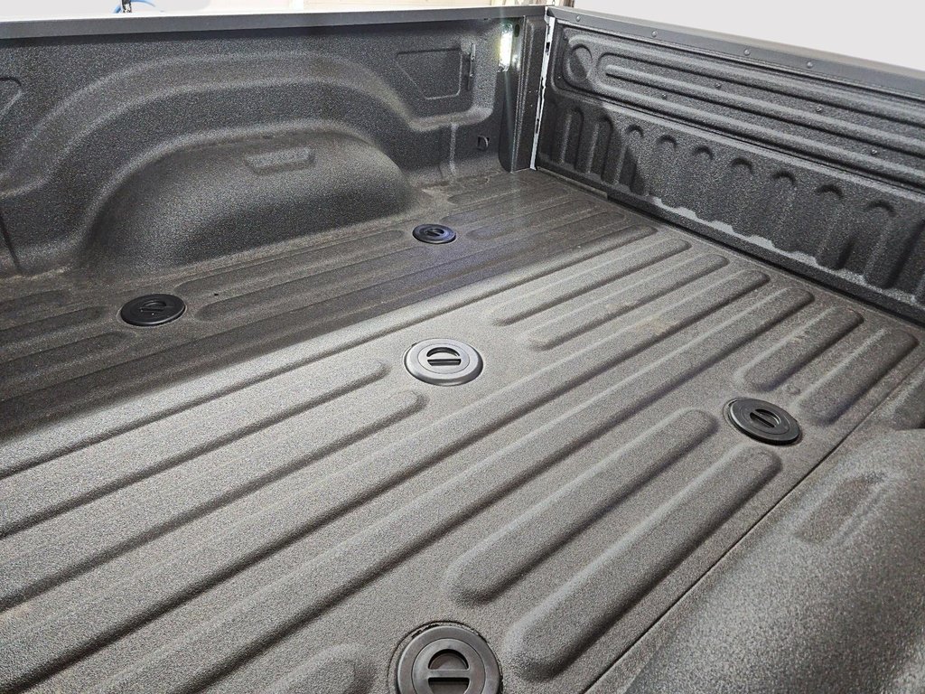 2027 Ram 2500 BIG HORN in St-Jean-Sur-Richelieu, Quebec - 17 - w1024h768px