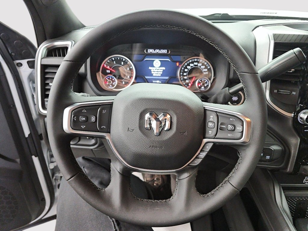 2027 Ram 2500 BIG HORN in St-Jean-Sur-Richelieu, Quebec - 12 - w1024h768px