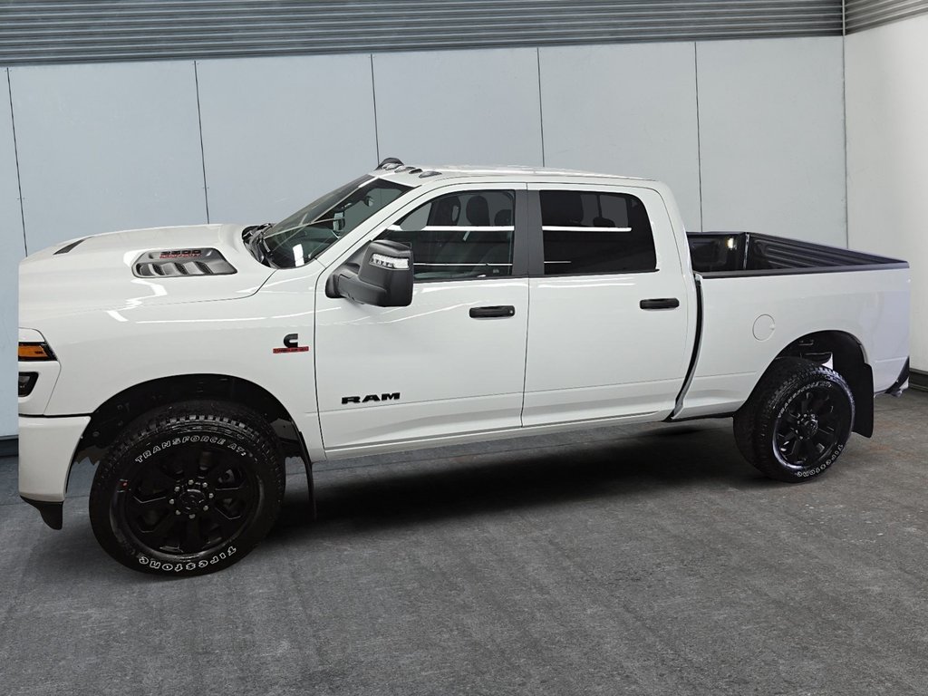 2027 Ram 2500 BIG HORN in St-Jean-Sur-Richelieu, Quebec - 5 - w1024h768px