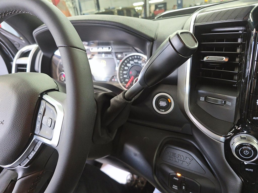 2027 Ram 2500 BIG HORN in St-Jean-Sur-Richelieu, Quebec - 15 - w1024h768px