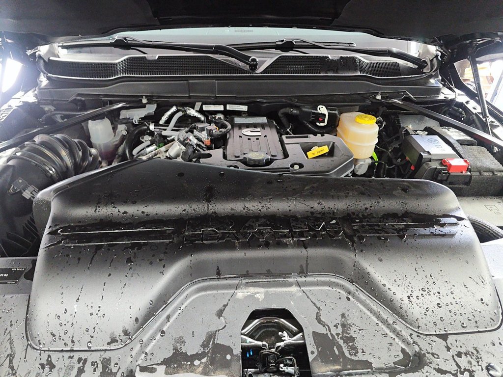 2027 Ram 2500 BIG HORN in St-Jean-Sur-Richelieu, Quebec - 8 - w1024h768px