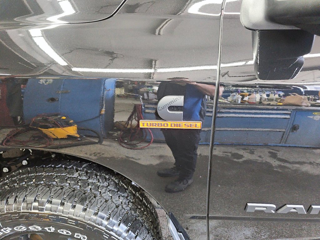 2027 Ram 2500 BIG HORN in St-Jean-Sur-Richelieu, Quebec - 6 - w1024h768px