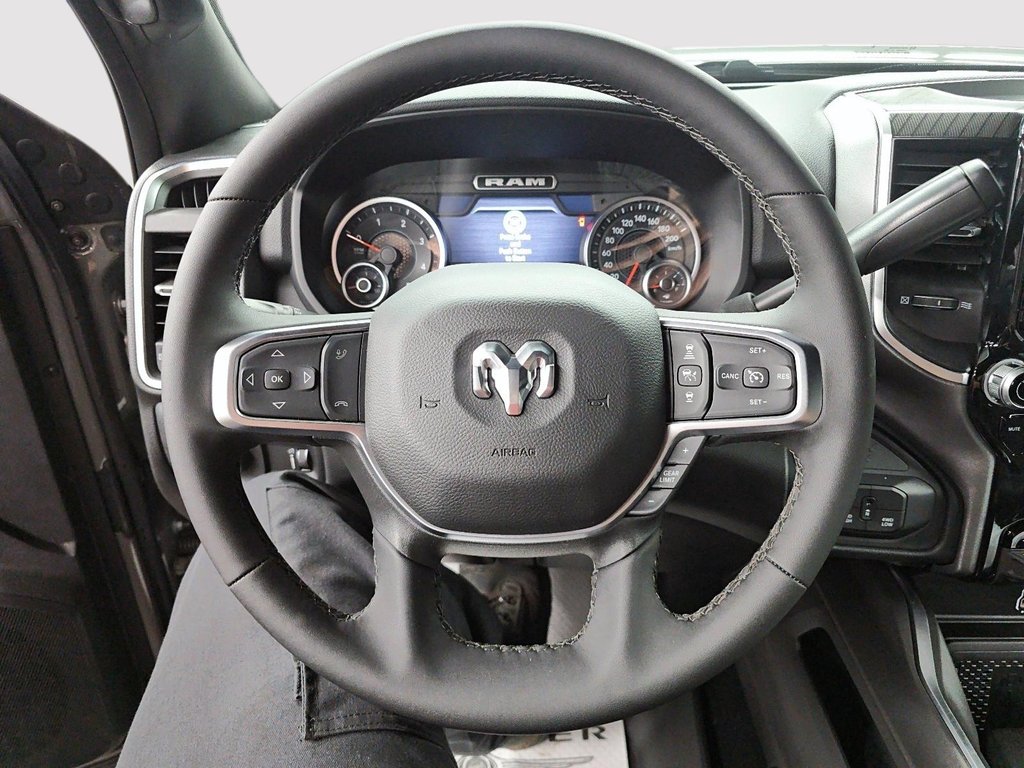 2027 Ram 2500 BIG HORN in St-Jean-Sur-Richelieu, Quebec - 12 - w1024h768px