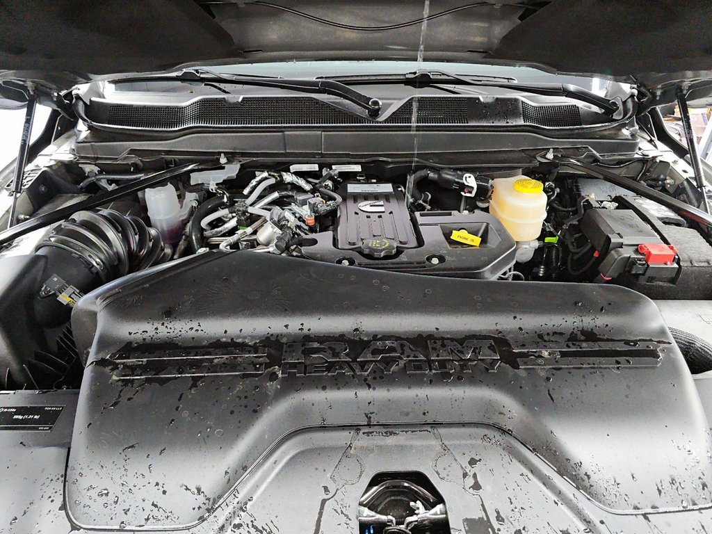 2027 Ram 2500 BIG HORN in St-Jean-Sur-Richelieu, Quebec - 8 - w1024h768px