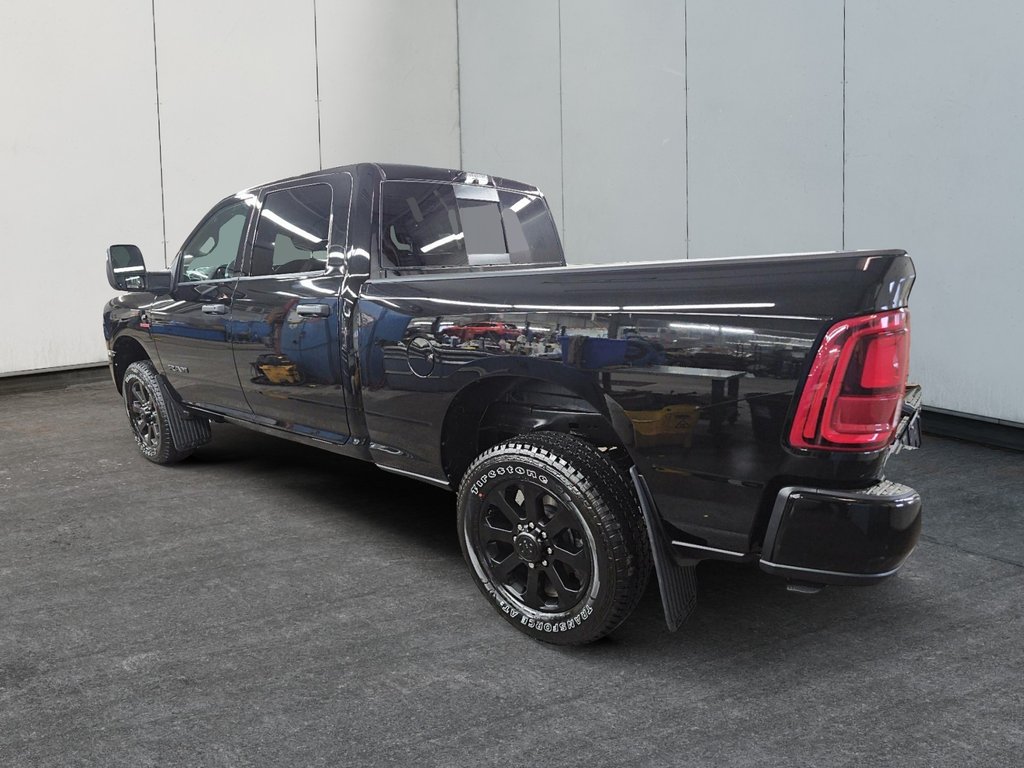 2027 Ram 2500 BIG HORN in St-Jean-Sur-Richelieu, Quebec - 4 - w1024h768px