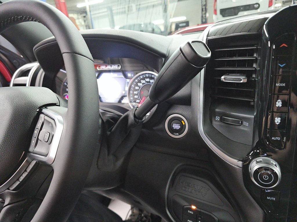 2027 Ram 2500 BIG HORN in St-Jean-Sur-Richelieu, Quebec - 15 - w1024h768px