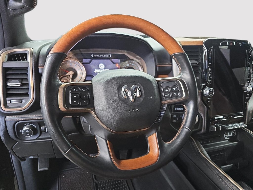 Ram 3500 LARAMIE LONGHORN 4X4 CREW CAB 2019 à Sherbrooke, Québec - 12 - w1024h768px