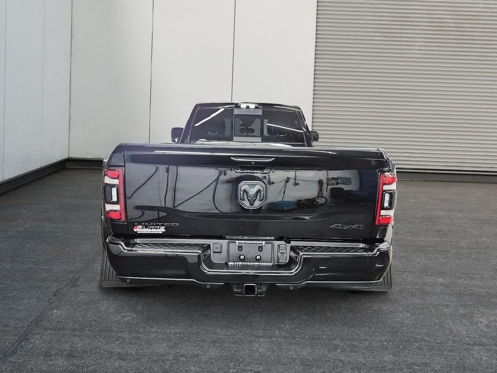 Ram 3500 LIMITED 4X4 CREW CAB NIGHT EDITION // ROUE DOUBLE 2024 à Sherbrooke, Québec - 3 - w1024h768px