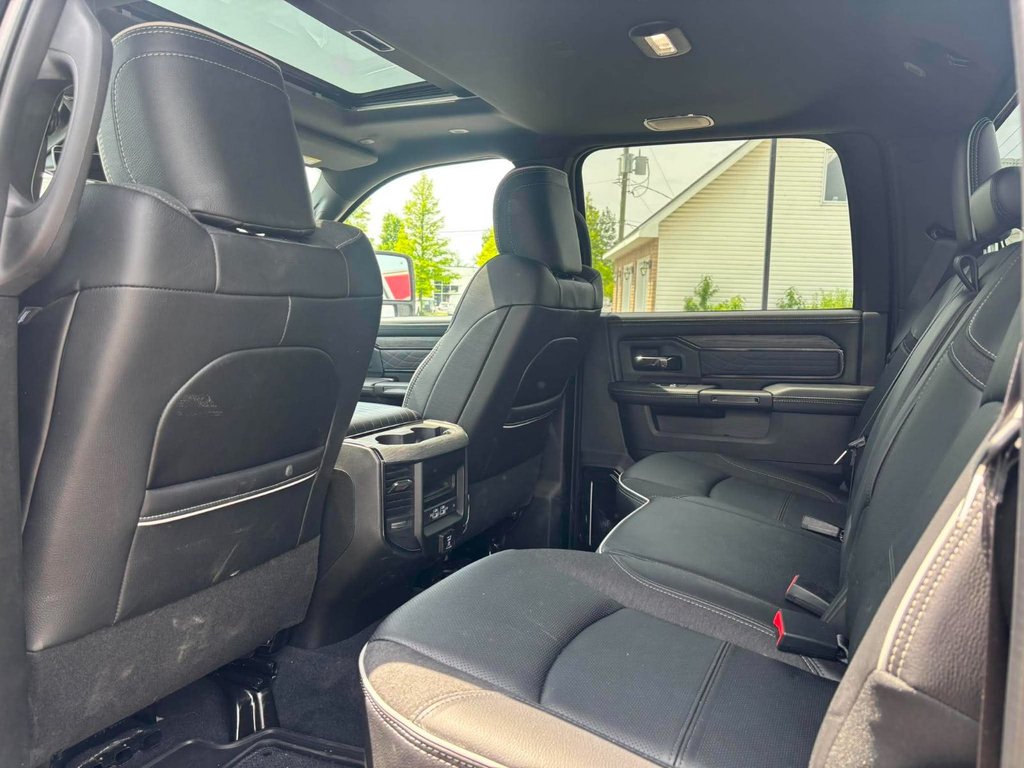 2025 Ram 3500 LIMITED in Sherbrooke, Quebec - 13 - w1024h768px