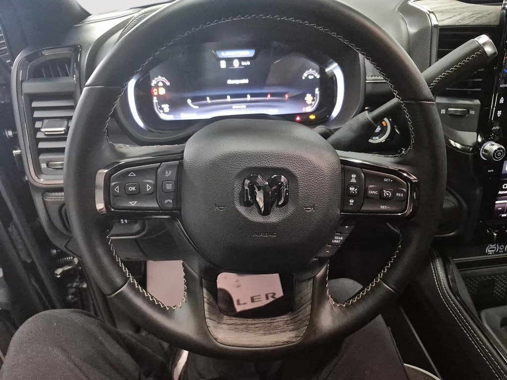 Ram 3500 LIMITED 2025 à Sherbrooke, Québec - 12 - w1024h768px