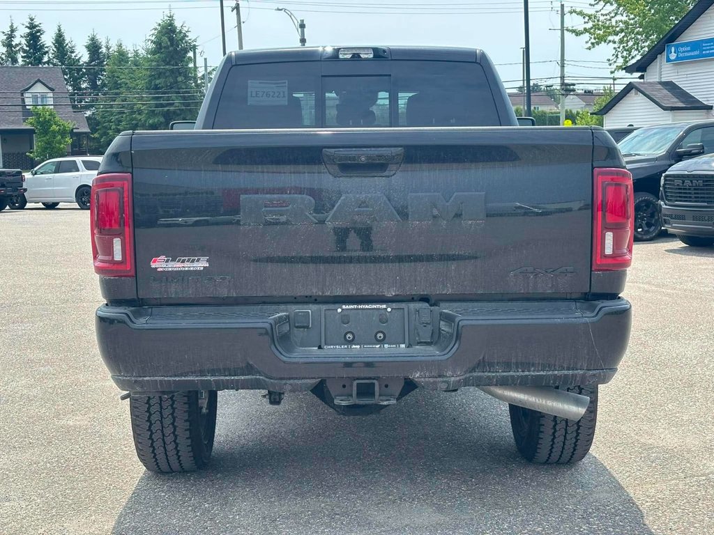 2025 Ram 3500 LIMITED in Sherbrooke, Quebec - 6 - w1024h768px
