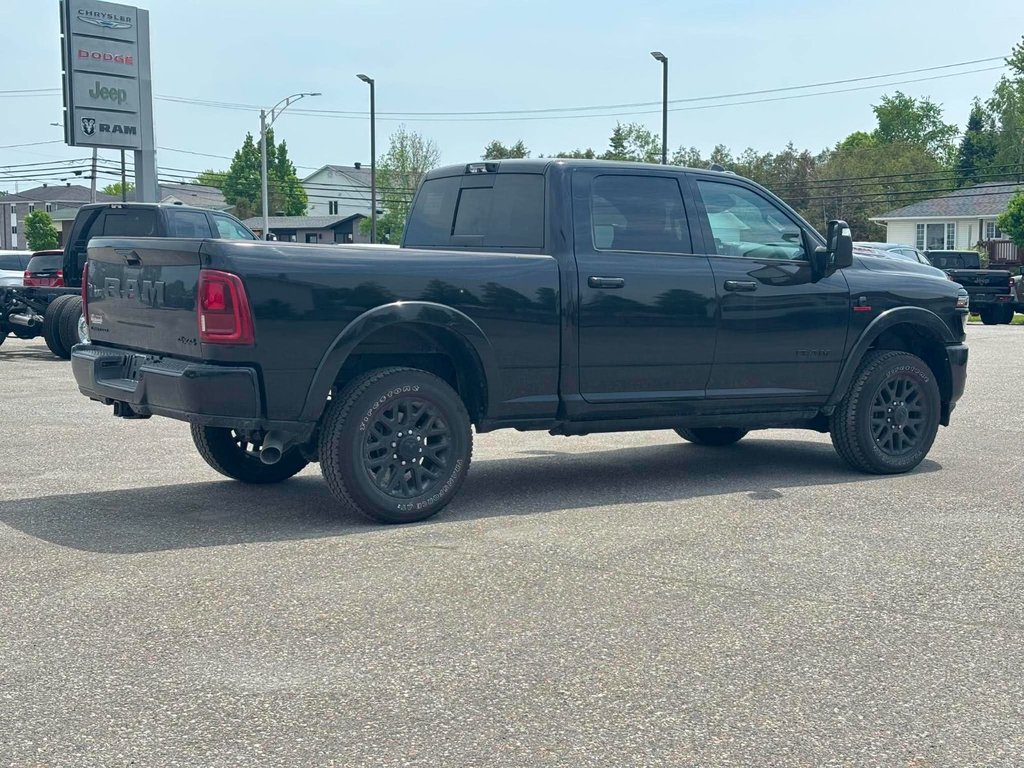 2025 Ram 3500 LIMITED in Sherbrooke, Quebec - 5 - w1024h768px
