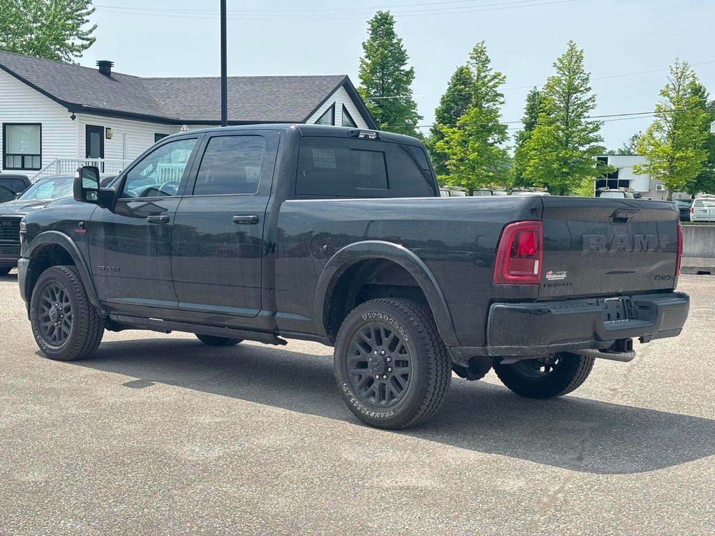 2025 Ram 3500 LIMITED in Sherbrooke, Quebec - 4 - w1024h768px