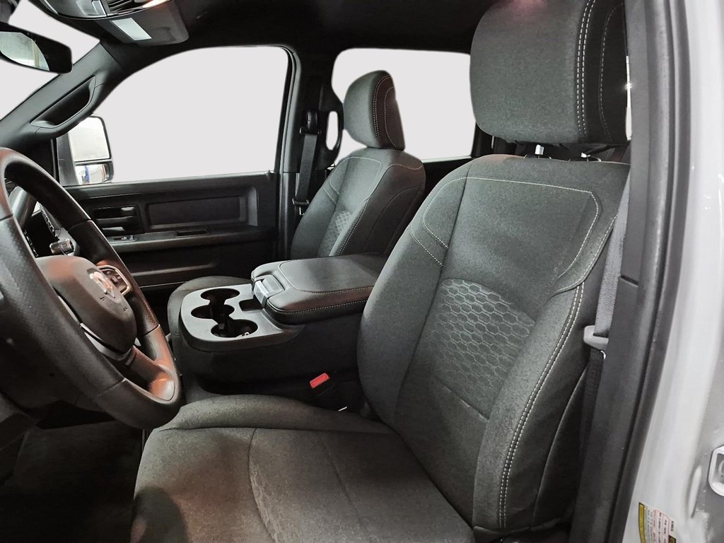 Ram 3500 TRADESMAN 2026 à St-Jean-Sur-Richelieu, Québec - 9 - w1024h768px