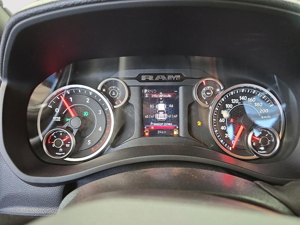 2026 Ram 3500 TRADESMAN in St-Jean-Sur-Richelieu, Quebec - 16 - w1024h768px