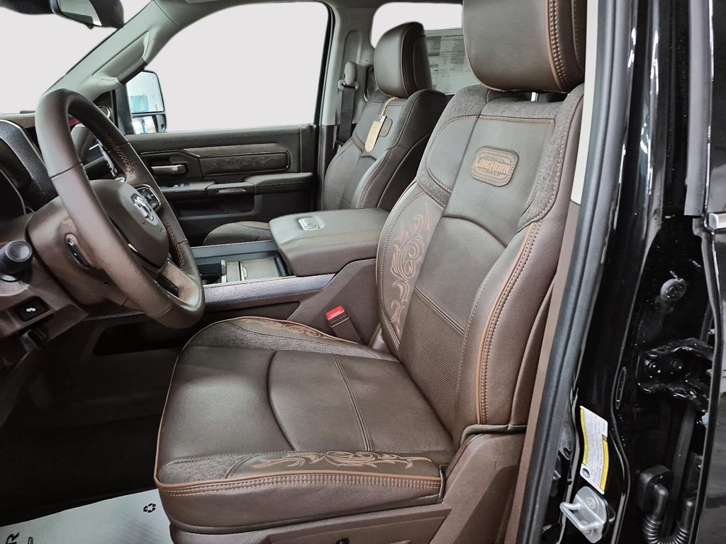 Ram 3500 LIMITED LONGHORN 2026 à St-Jean-Sur-Richelieu, Québec - 9 - w1024h768px