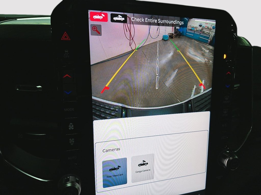 2026 Ram 3500 LARAMIE in Sherbrooke, Quebec - 18 - w1024h768px