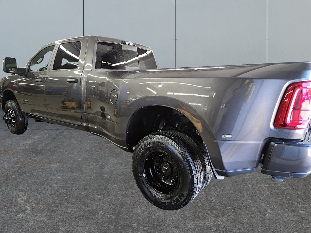 2026 Ram 3500 BIG HORN in St-Jean-Sur-Richelieu, Quebec - 4 - w1024h768px