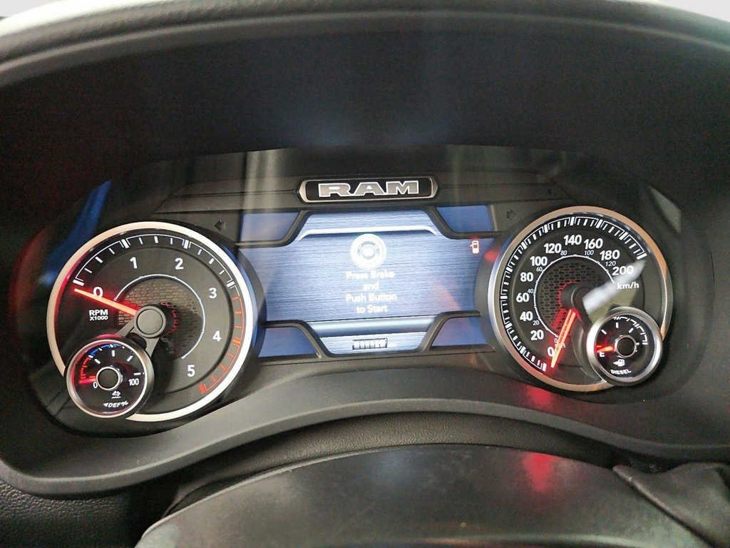 Ram 3500 BIG HORN 2026 à Sherbrooke, Québec - 14 - w1024h768px