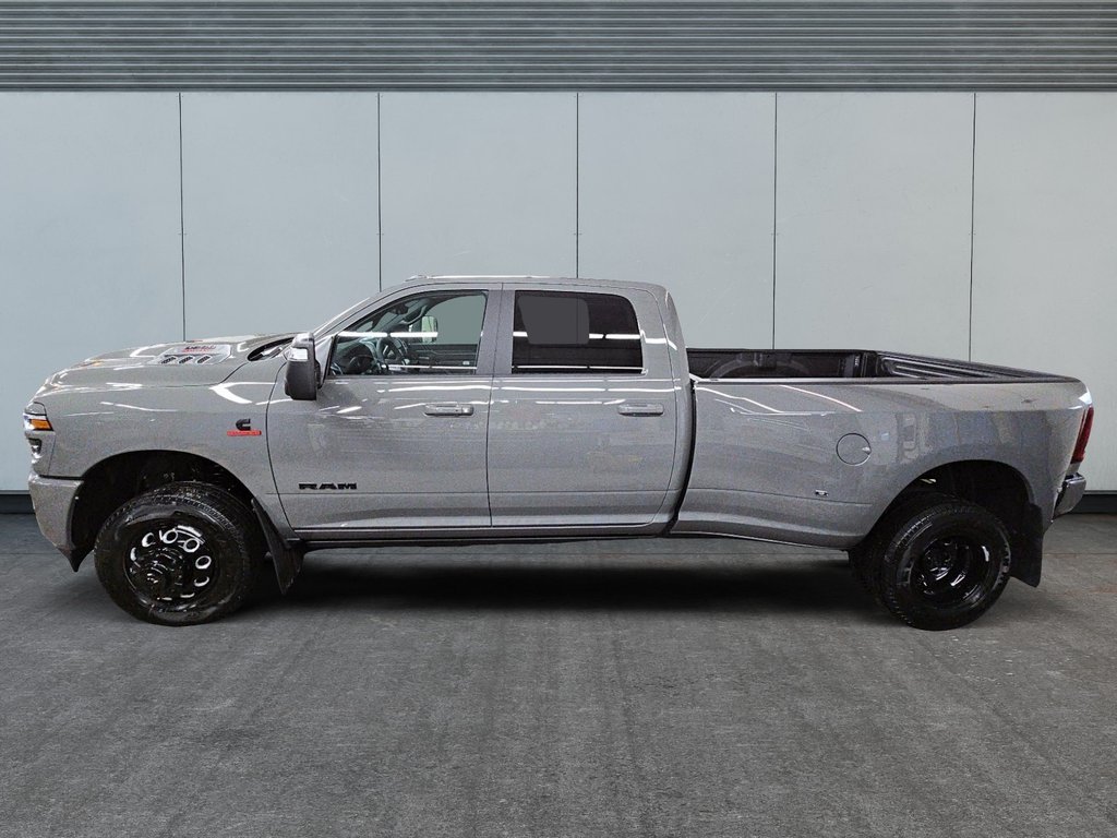 2026 Ram 3500 LARAMIE in St-Jean-Sur-Richelieu, Quebec - 5 - w1024h768px