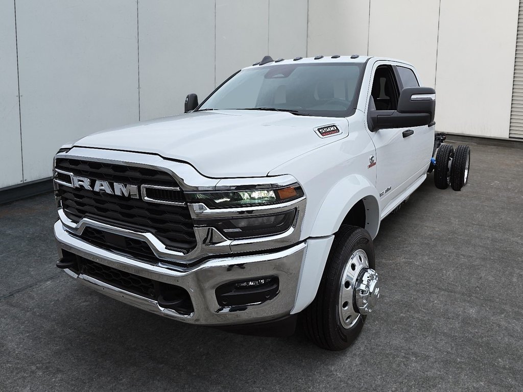Ram 5500 BIG HORN 2025 à St-Jean-Sur-Richelieu, Québec - 1 - w1024h768px