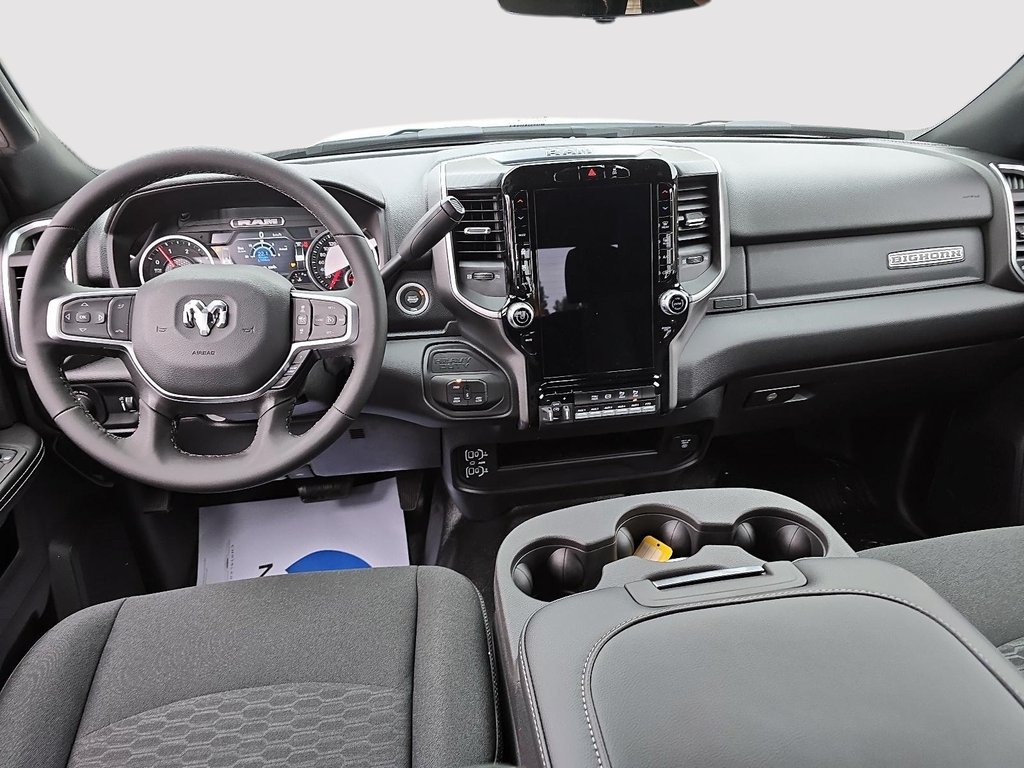 Ram 5500 BIG HORN 2025 à St-Jean-Sur-Richelieu, Québec - 10 - w1024h768px