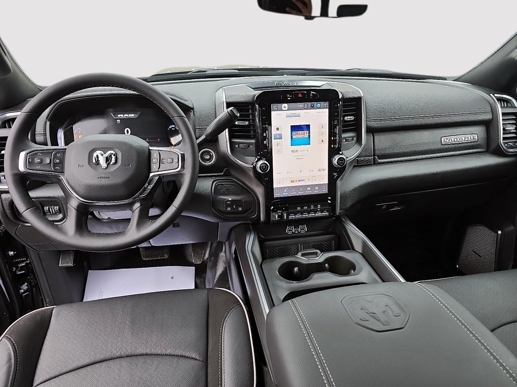 2025 Ram 5500 BIG HORN in St-Jean-Sur-Richelieu, Quebec - 10 - w1024h768px