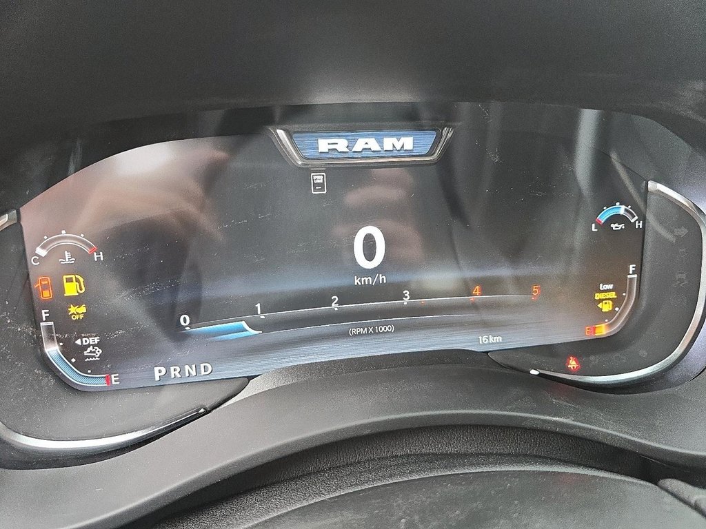 2025 Ram 5500 BIG HORN in St-Jean-Sur-Richelieu, Quebec - 15 - w1024h768px