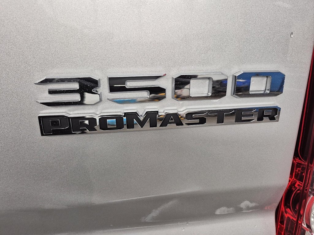 Ram Promaster Cargo Van 3500 SLT 2025 à St-Jean-Sur-Richelieu, Québec - 6 - w1024h768px