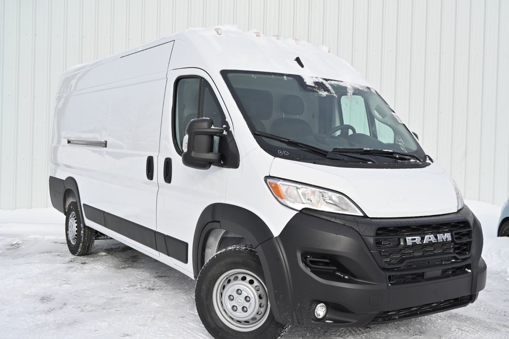 2025 Ram PROMASTER CARGO VAN 3500 TRADESMAN W/ PASS SEAT in St-Jean-Sur-Richelieu, Quebec - 2 - w1024h768px