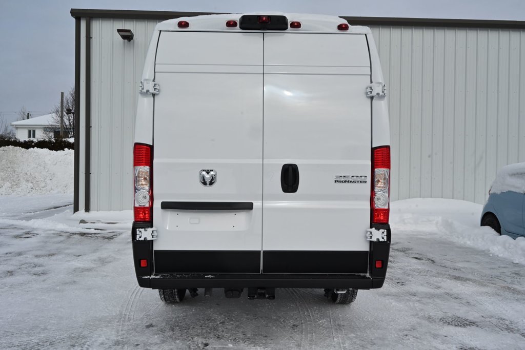 2025 Ram PROMASTER CARGO VAN 3500 TRADESMAN W/ PASS SEAT in St-Jean-Sur-Richelieu, Quebec - 5 - w1024h768px